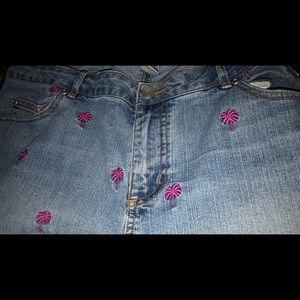 Lilly Pulitzer Jeans w Embroidered Pink Palm trees